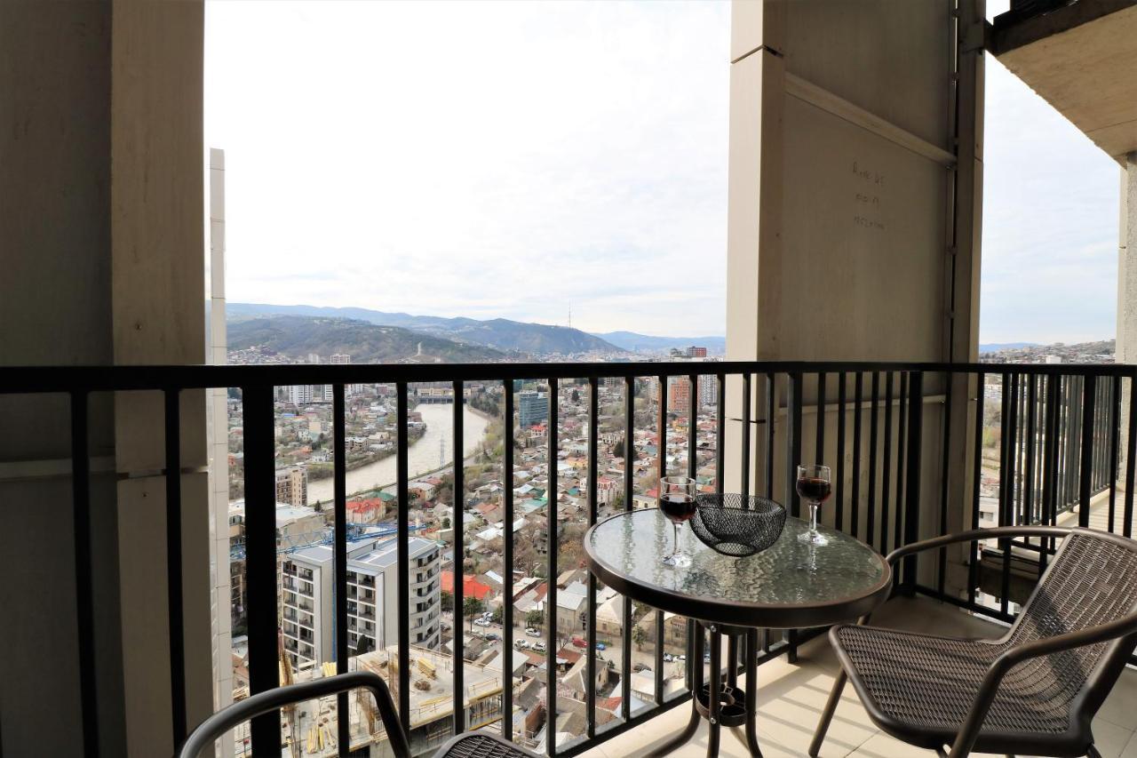 Twins Tower Apartment *